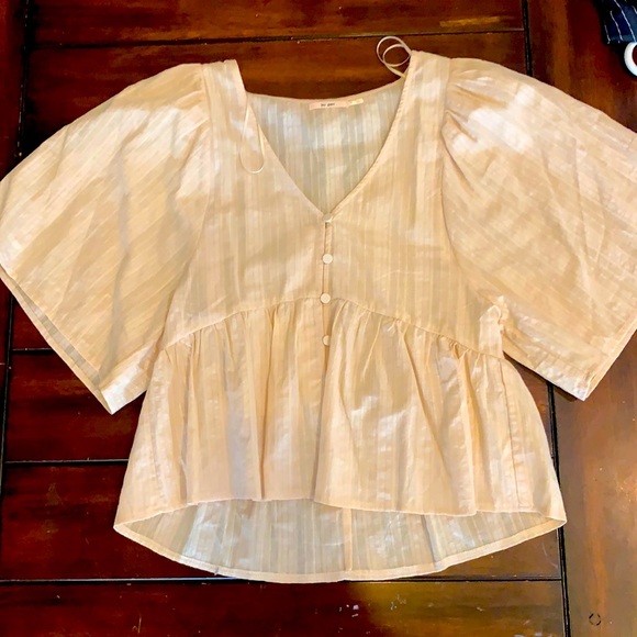 Cute women’s top - Picture 1 of 2